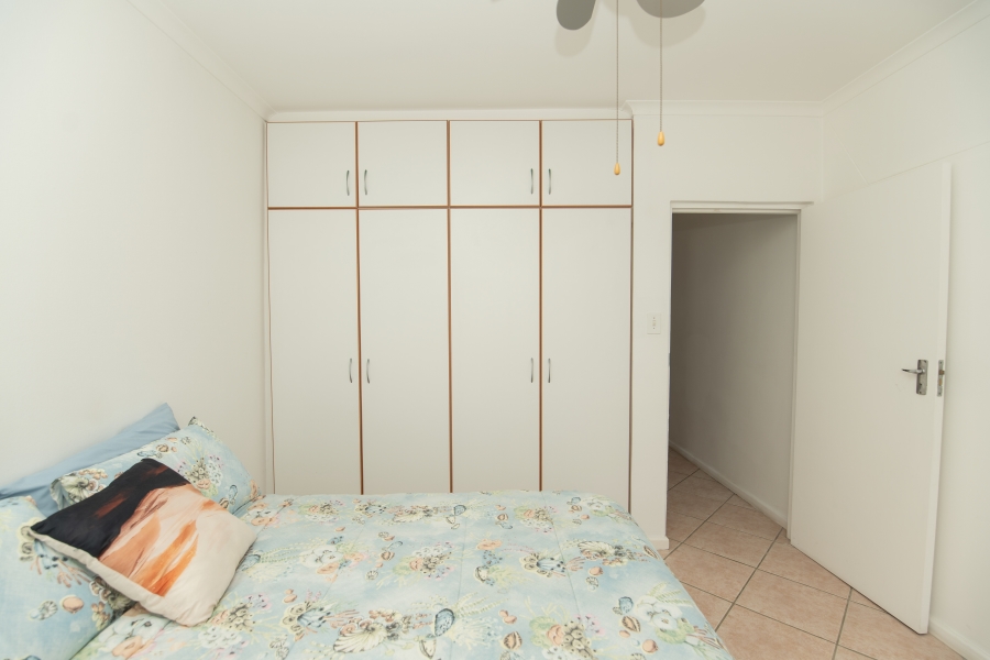 6 Bedroom Property for Sale in Beachview Eastern Cape